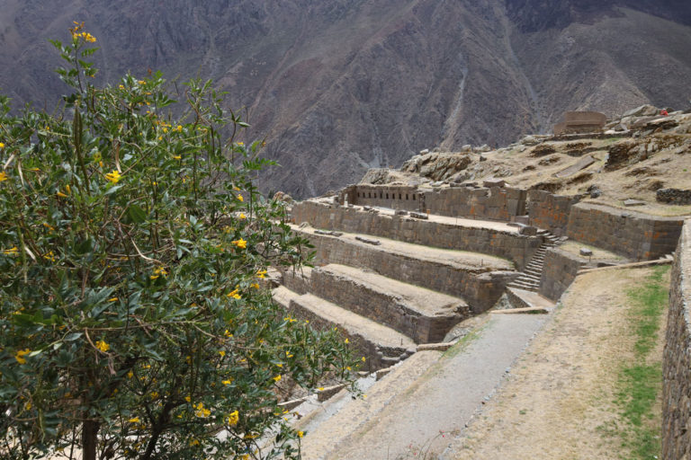 sacred valley to machupicchu 2 days